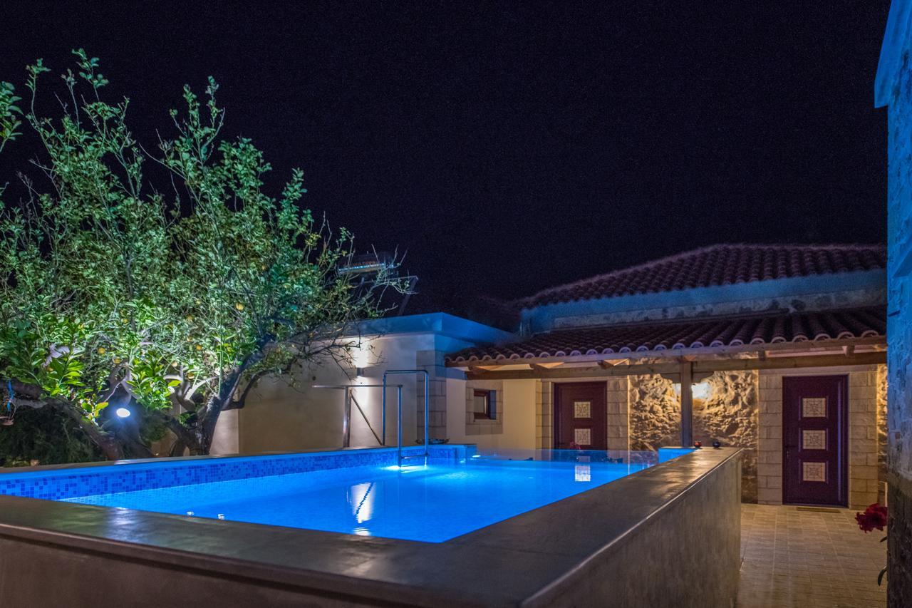 Private Sapphiros Villa Kissamos Exterior photo