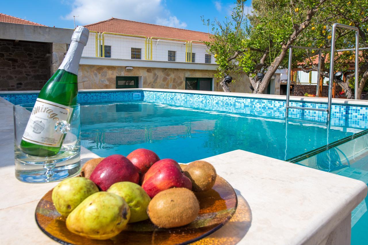 Private Sapphiros Villa Kissamos Exterior photo